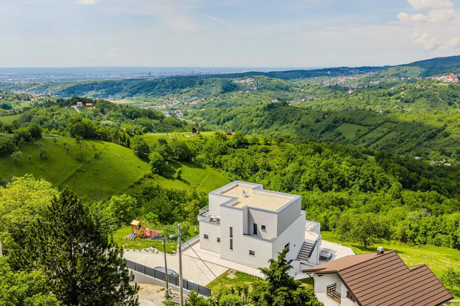 Exterior panorama